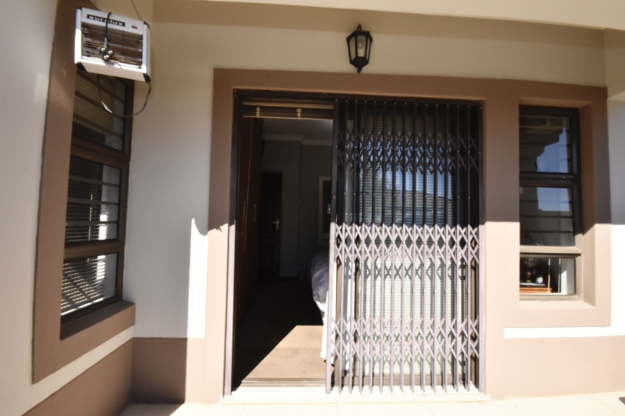 2 Bedroom Property for Sale in Waterberry Estate North West